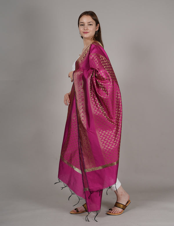Rani Banarasi Silk Dupatta with Gold Zari Buti & Ornate Border (Size: 2.5x1 m Approx)