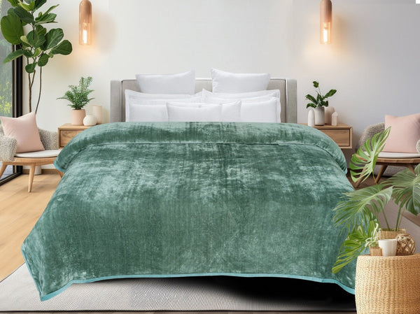 Super Soft Solid Velvet Finish Light Green Flannel AC Blanket (Size: 90 x 90 Inches) Blanket My Store