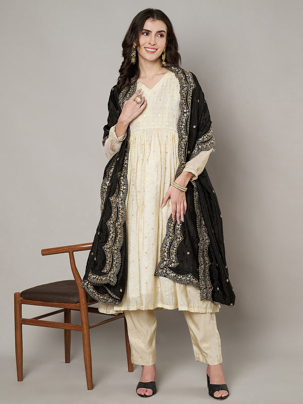 Black Chinon Dupatta with Scalloped Embroidered Border & Sequin Motifs (Size: 2.5x1 m Approx)