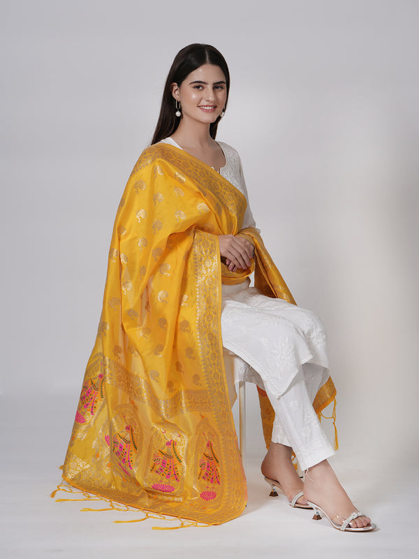 Yellow Paithani Silk Dupatta with Traditional Peacock Motifs (Size: 2.5x1 m Approx)