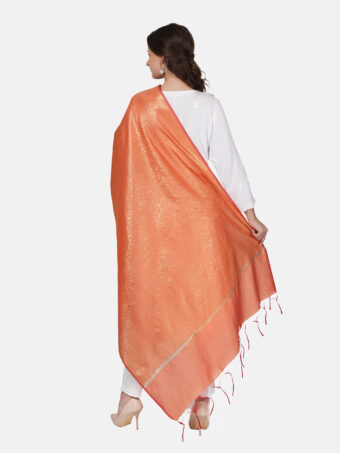 Woven Design Silk Blend Banarasi Dupatta with Zari - Image 4