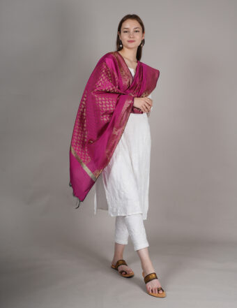 Woven Design Silk Blend Banarasi Dupatta with Zari - Image 3