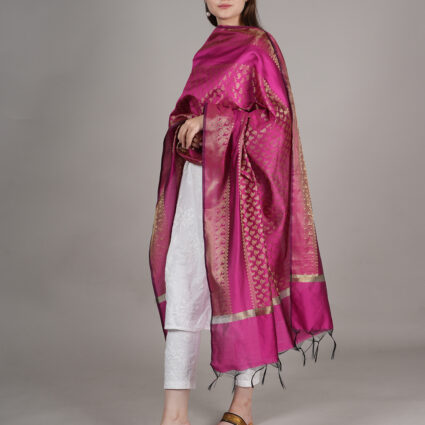 Woven Design Silk Blend Banarasi Dupatta with Zari