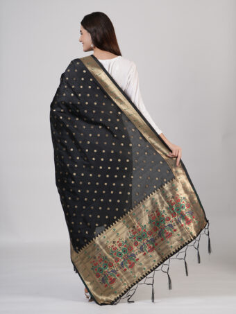 Woven Paithani Banarasi Silk Dupatta - Image 4