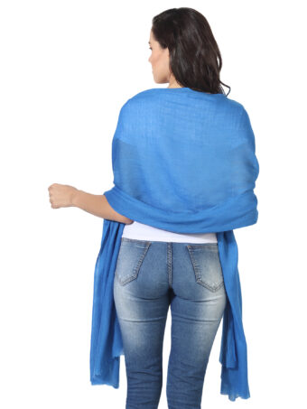 Women's Solid Blended Shawl - Image 4
