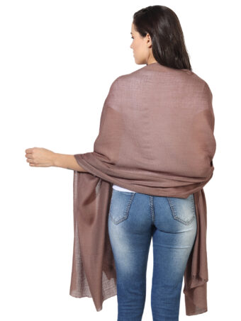 Women's Solid Blended Shawl - Image 4