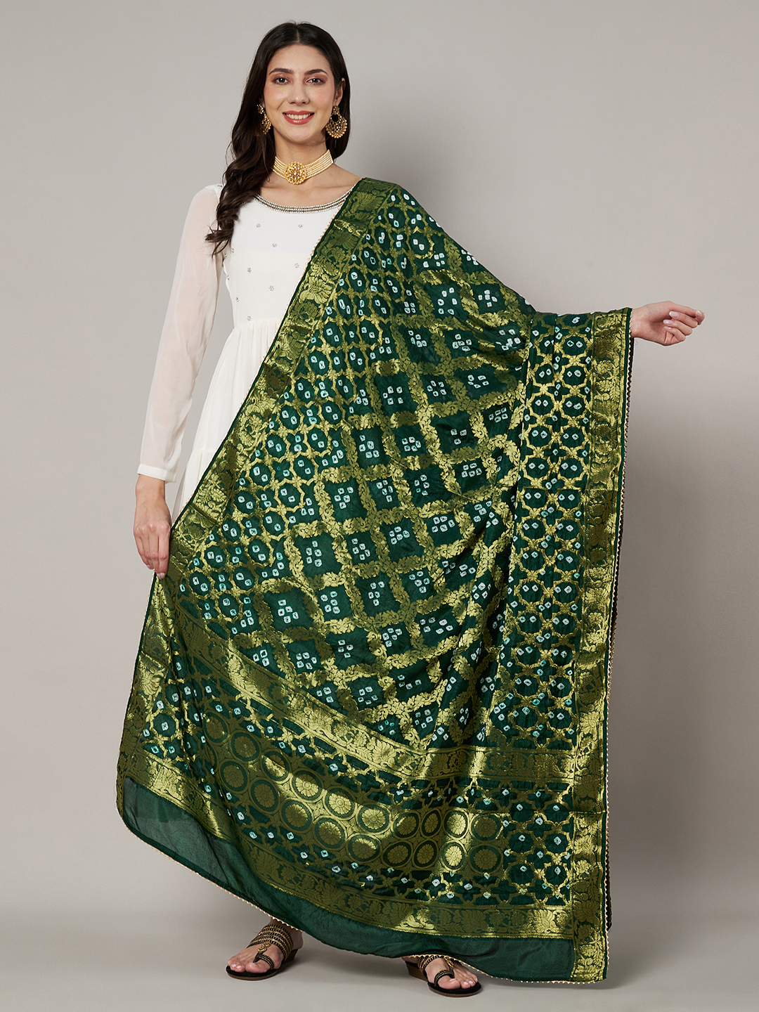 MUFFLY Women Banarasi Designer Bandhej Gharchola Silk Green Dupatta with Gota Lace