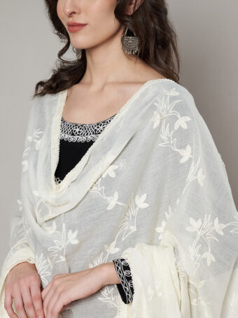 MUFFLY Women White Cotton Floral Dupatta - Image 3