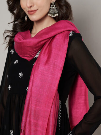 MUFFLY Women Pink Cotton Solid Dupatta - Image 3