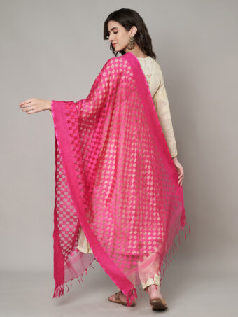 MUFFLY Women Pink Cotton Checks Dupatta - Image 5